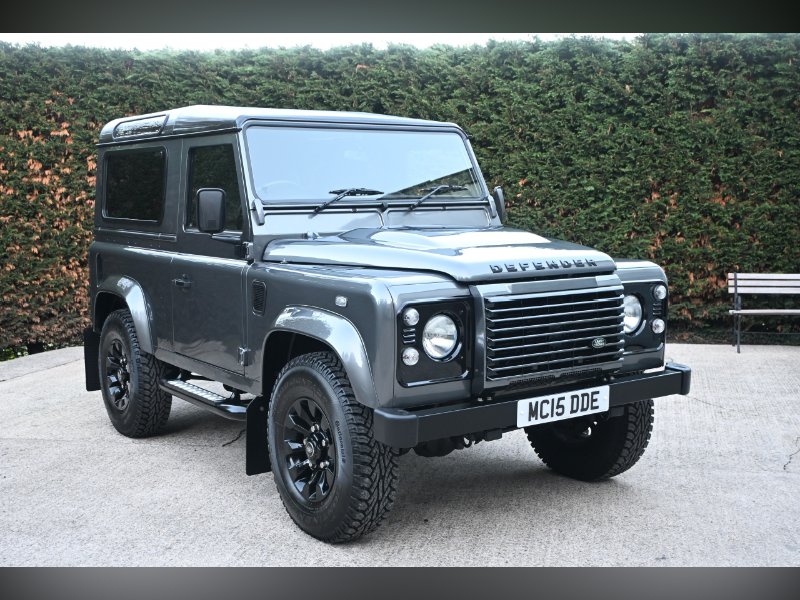 2015 Land Rover Defender 90