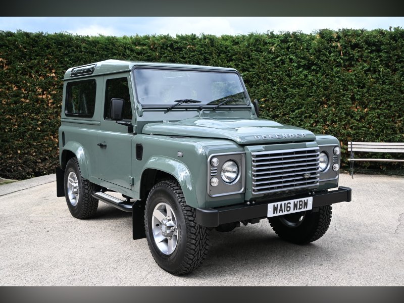 2016 Land Rover Defender 90 2.2TDCI XS STATION WAGON